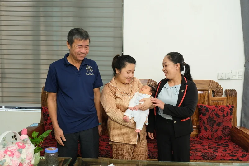 3 năm mong mỏi và cái kết ngọt ngào: Hành trình đón “bé Mầm” tự nhiên của vợ chồng chị Luyến