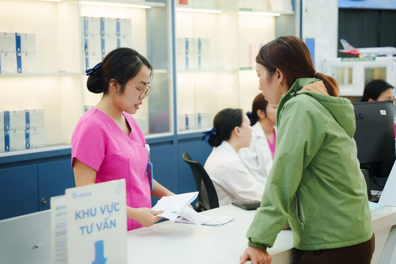 Tìm bác sĩ khám phụ khoa giỏi gần Cầu Chương Dương